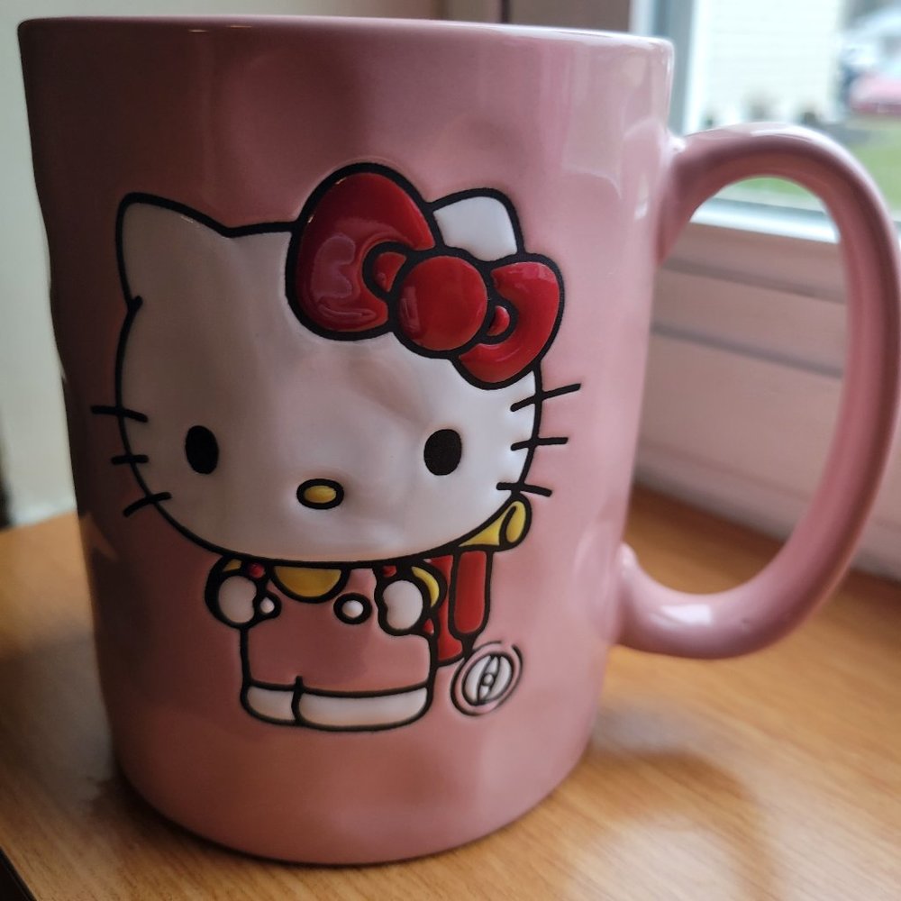 Hello Kitty camper mug